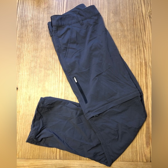 Columbia Sportswear Ladies sz 12 converible pants. Lightweight, water repellent. - Picture 10 of 16